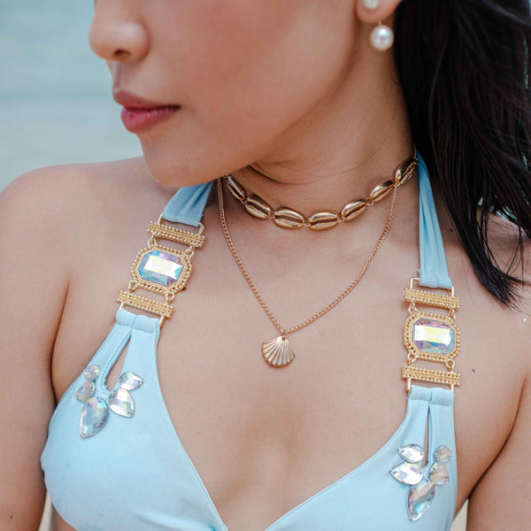 Gold necklace choker